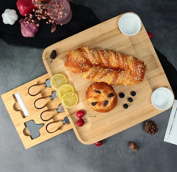 Platou aperitive & branzeturi 1 compartiment din lemn de bambus