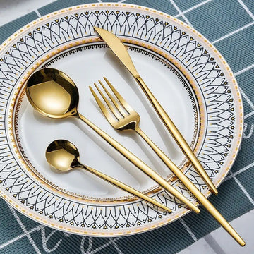 Set tacamuri 24 piese Auriu din Otel inoxidabil model occidental