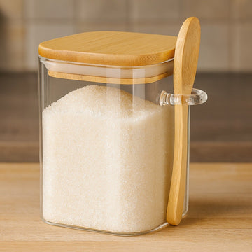 Set 4 recipiente 700 ml ,pentru condimente, din sticla forma patrata cu capac din lemn de bambus si lingurita