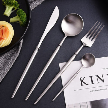 Set 4 tacamuri Linea Premium din inox 304 finisaj argintiu periat mat