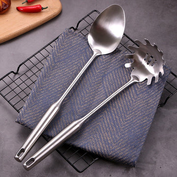Set 6 ustensile de bucatarie premium din inox 304, finisaj argintiu periat mat