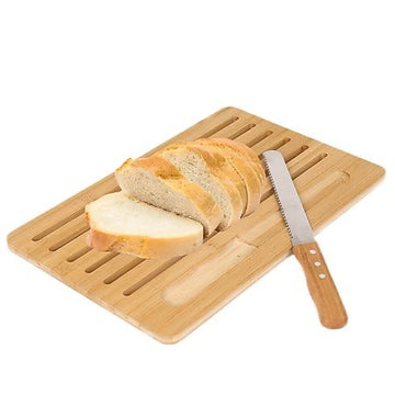 Tocator pentru paine din lemn de bambus si cutit special inclus