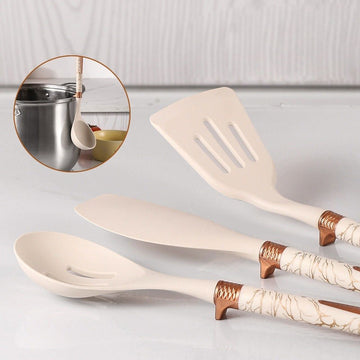Set 11 ustensile de bucatarie din silicon si suport depozitare crem marmorat si accente bronze