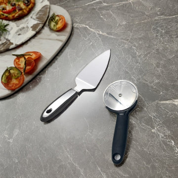Set feliator pizza 2 in 1,roata pentru taiere si spatula de servire ,din otel inoxidabil si manere ergonomice