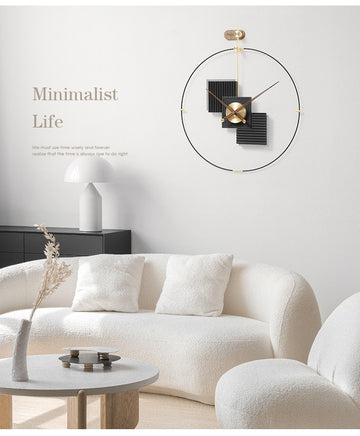 Ceas de perete cu model Riflaj TRIO